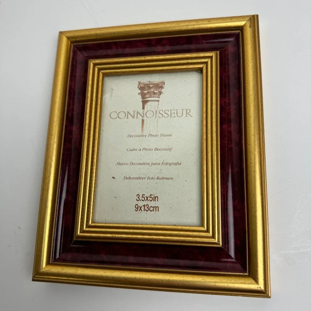 Vintage Made in USA Wooden  Picture Frame  with Gold
